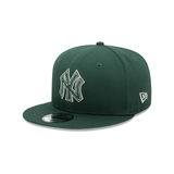 New Era Gorra New York Yankees Green Metallic Outline